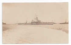 Dreadnought front